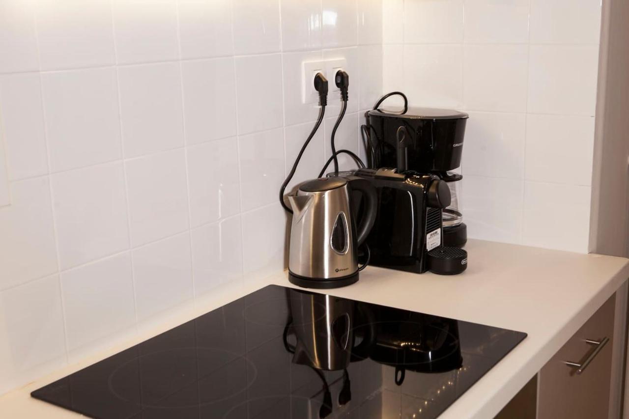 Chic & Comfortable Central Apart, Close To National Archeological Museum! Афины Экстерьер фото